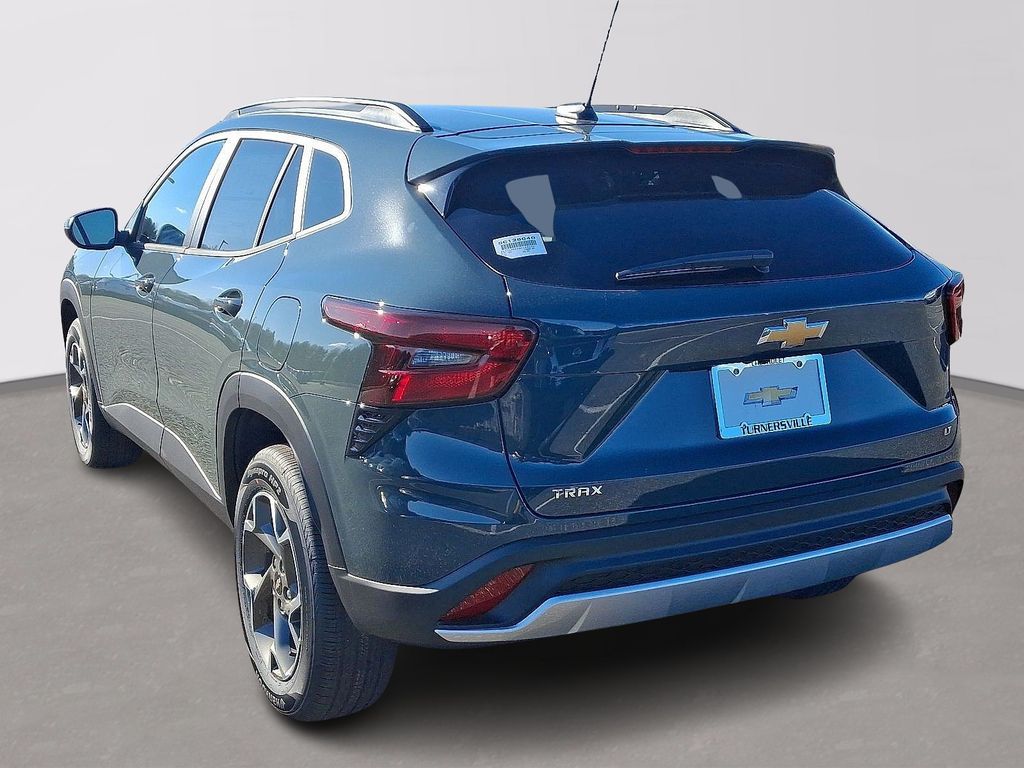 2025 Chevrolet Trax LT 3