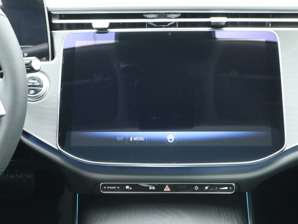 Thumbnail: 2025 Mercedes-Benz E-Class - 15