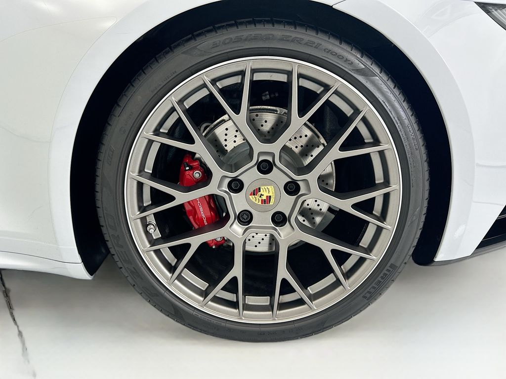 Thumbnail: 2024 Porsche 911 - 29