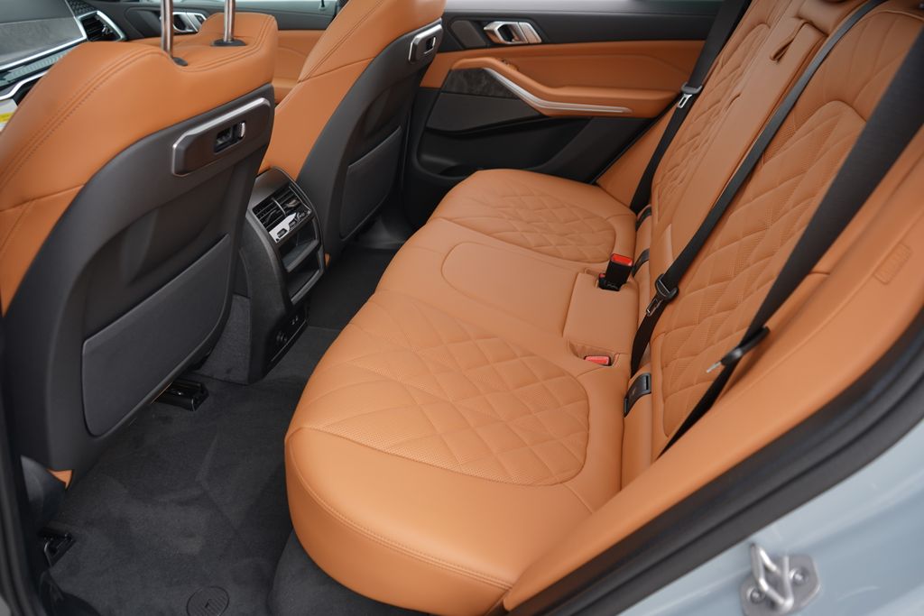 Thumbnail: 2026 BMW X5 - 19