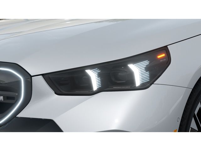 Thumbnail: 2025 BMW i5 - 6