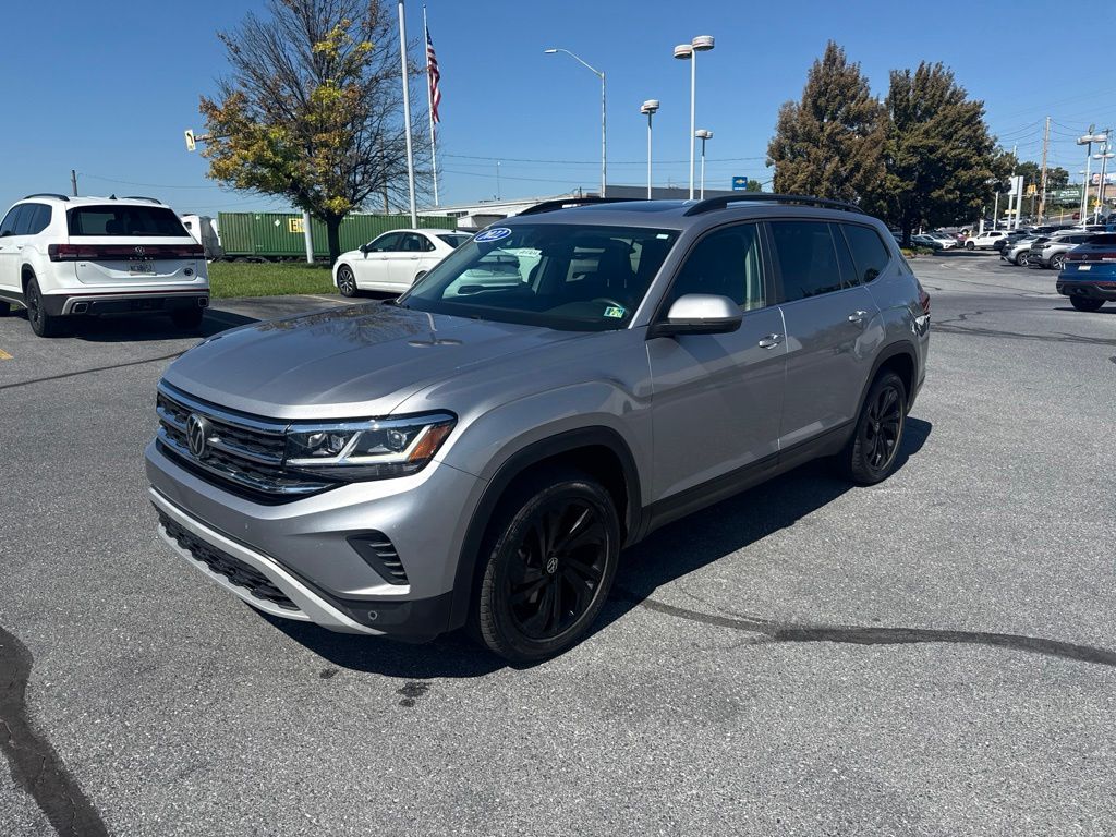 2022 Volkswagen Atlas 3.6L V6 SE w/Technology Silver at Sutliff Volkswagen