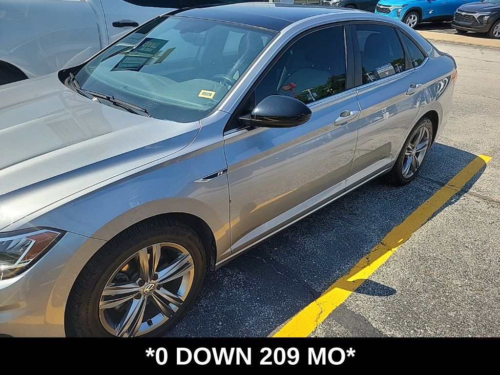 Silver 2019 Volkswagen Jetta Sedan Front-Wheel Drive 8-Speed Automatic