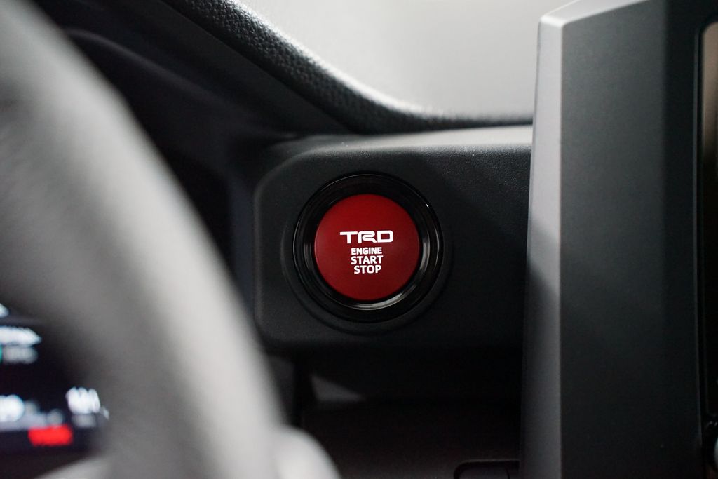 Thumbnail: 2025 Toyota Tacoma - 18