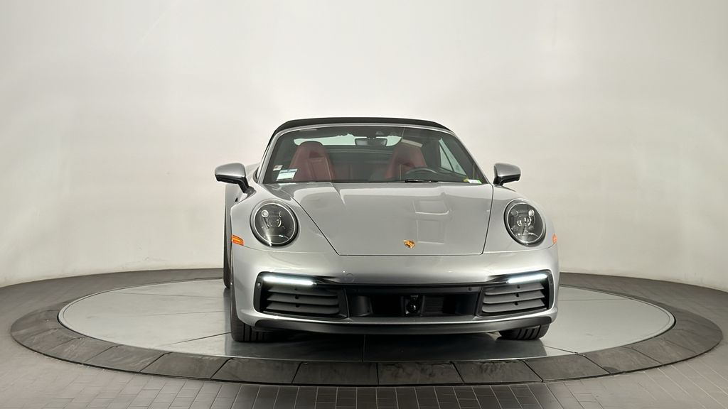 2024 Porsche 911 Carrera S 8