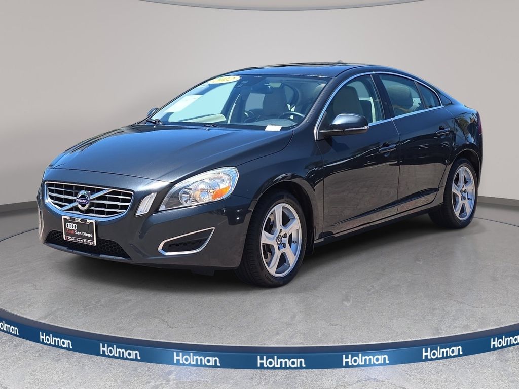 Gray Metallic 2012 Volvo S60 T5 Sedan Front-Wheel Drive 6-Speed Automatic