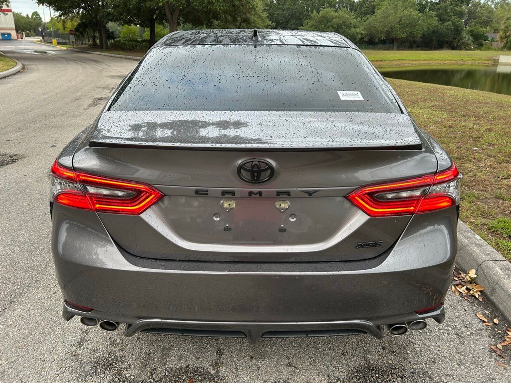 2022 Toyota Camry XSE 4