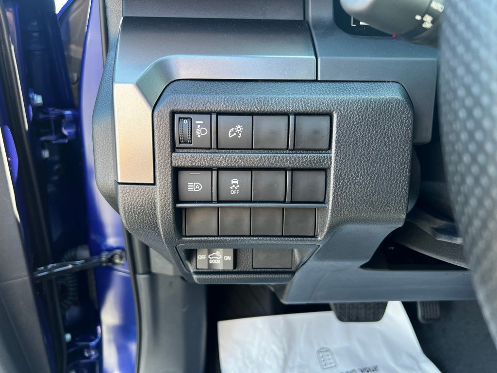 2025 Toyota Tacoma SR5 Double Cab photo 24