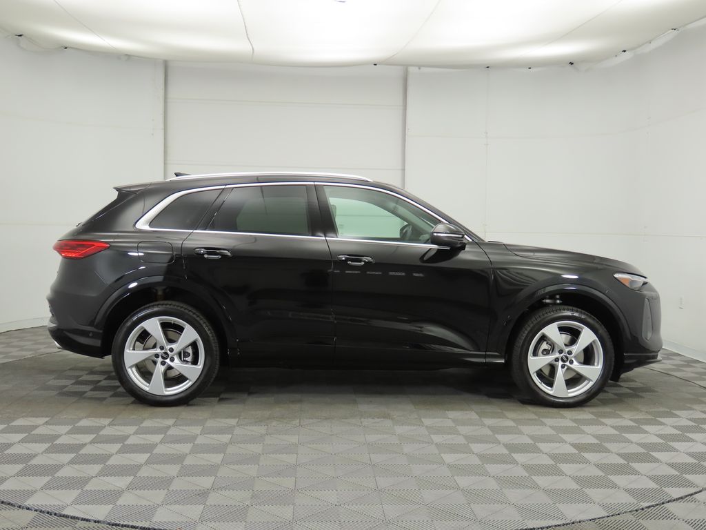2025 Audi Q5 Premium 4