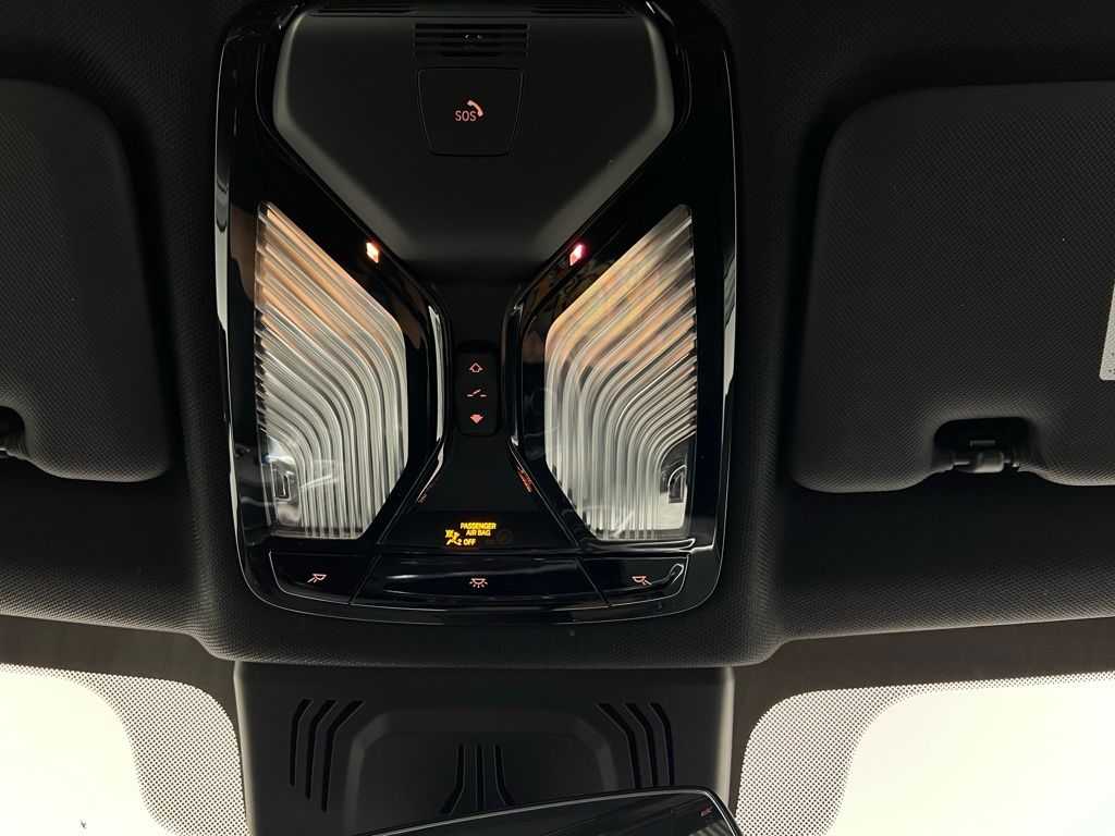 Thumbnail: 2023 BMW X5 - 21