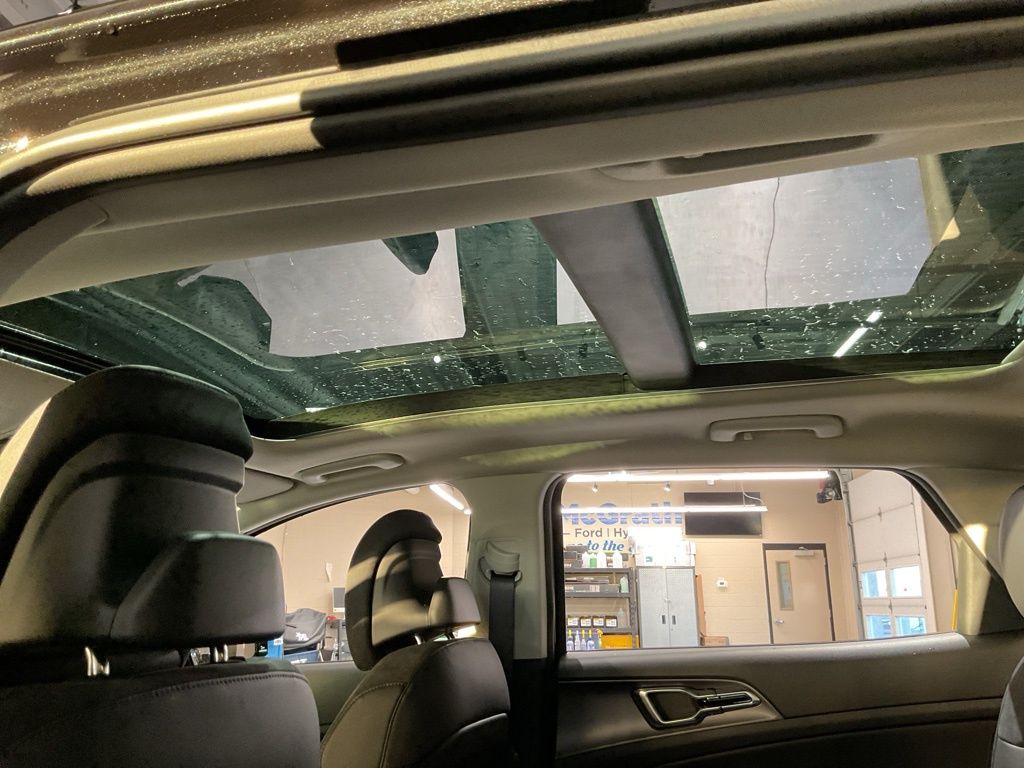 New 2026 Black Kia SX-Prestige image 9