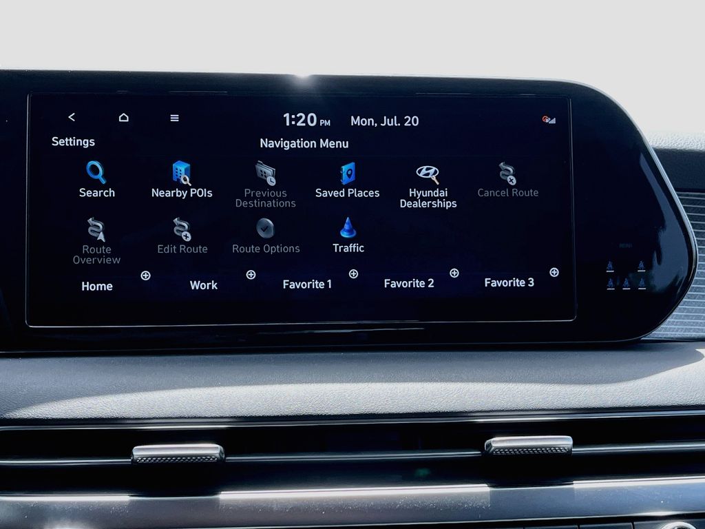 2023 Hyundai Palisade Limited White at Baytown Hyundai