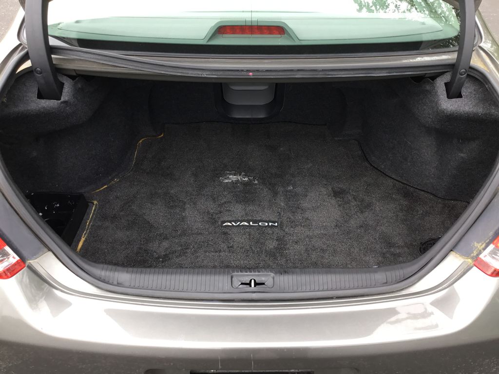 2005 Toyota Avalon XL 14