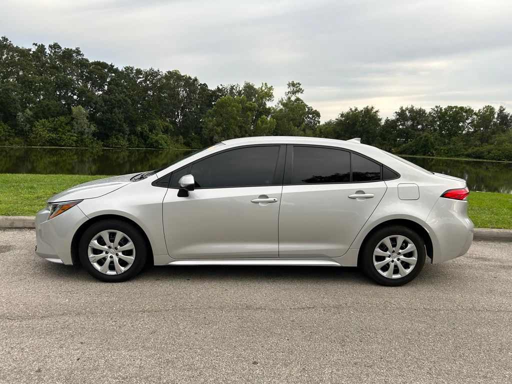 2023 Toyota Corolla LE 2