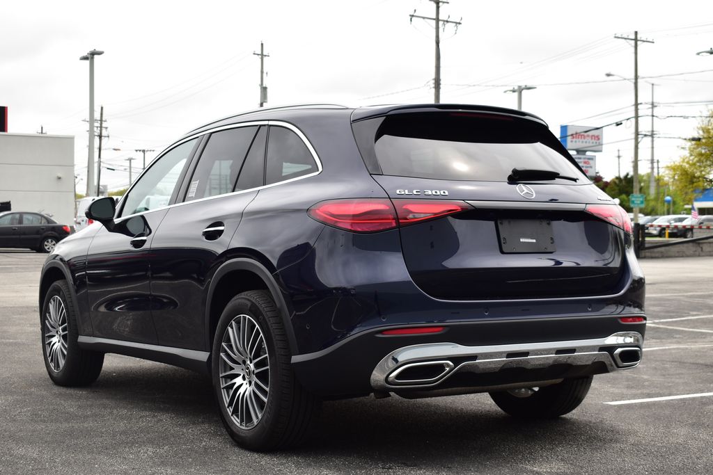 2023 Mercedes-Benz GLC 300 3