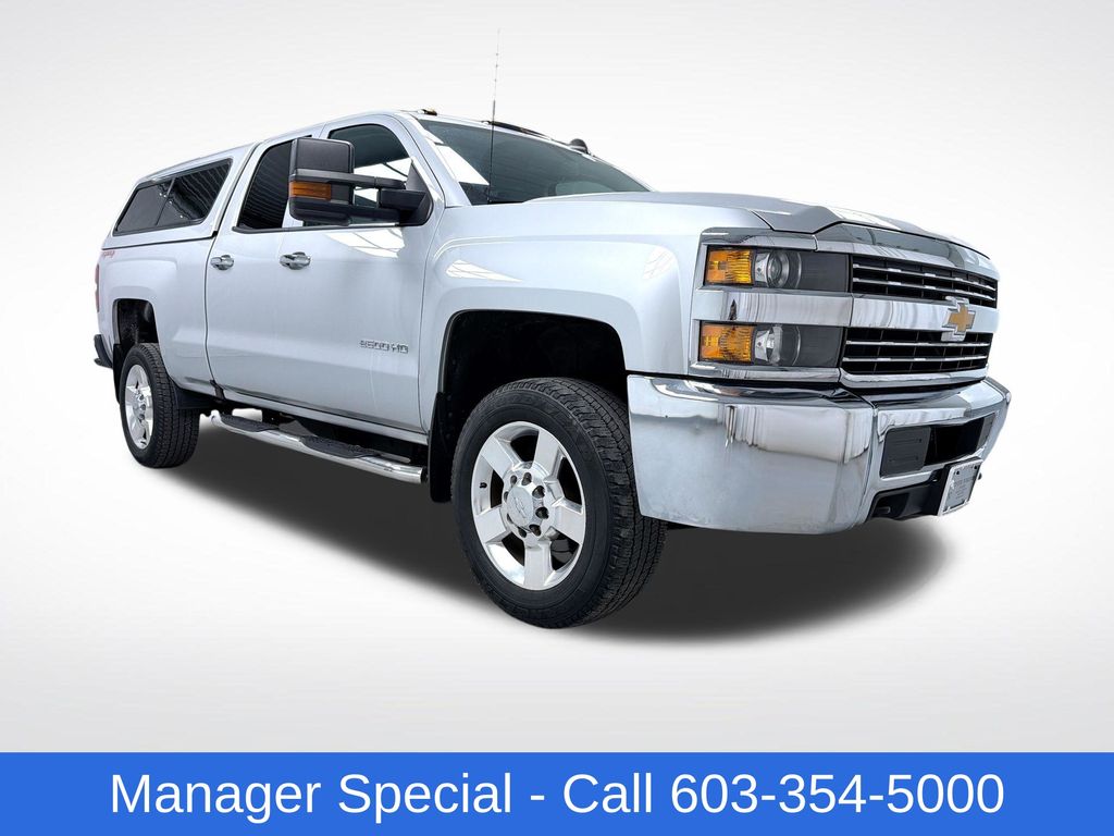 2017 Chevrolet Silverado HD Work Truck 4WD Double Cab Standard Box's photo