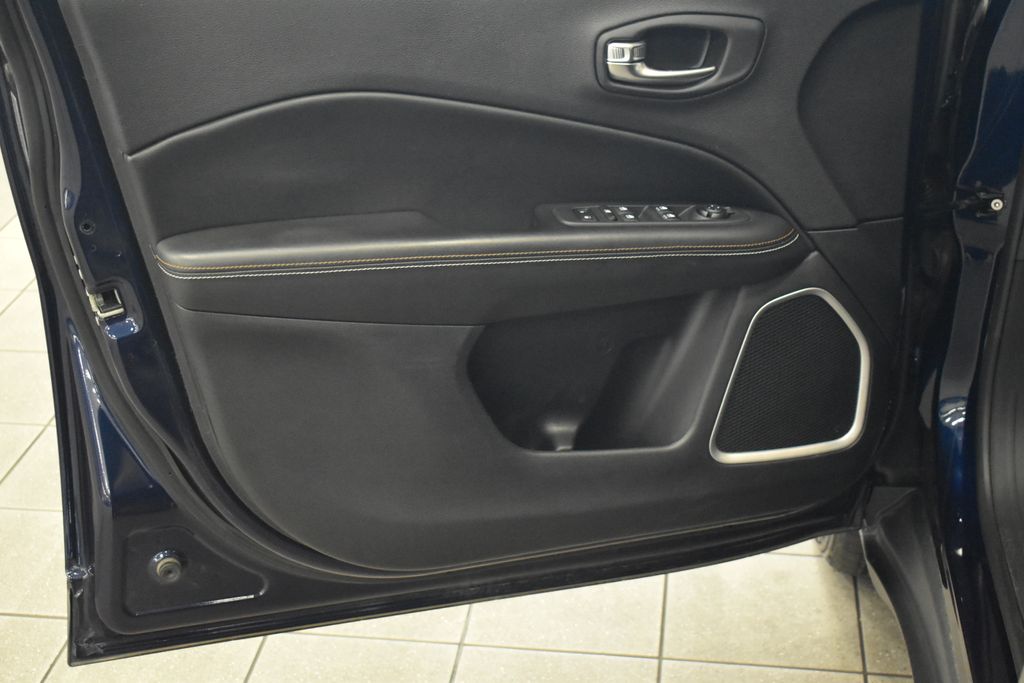2020 Jeep Compass Latitude 16