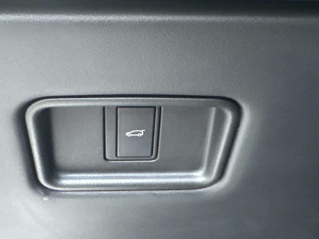 Certified Used 2024 Black Land Rover SE image 33