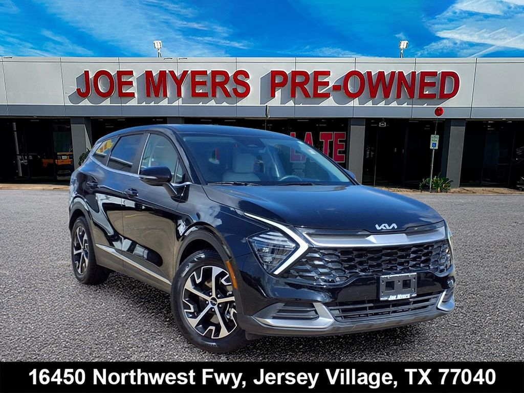 2025 Kia Sportage EX - 0
