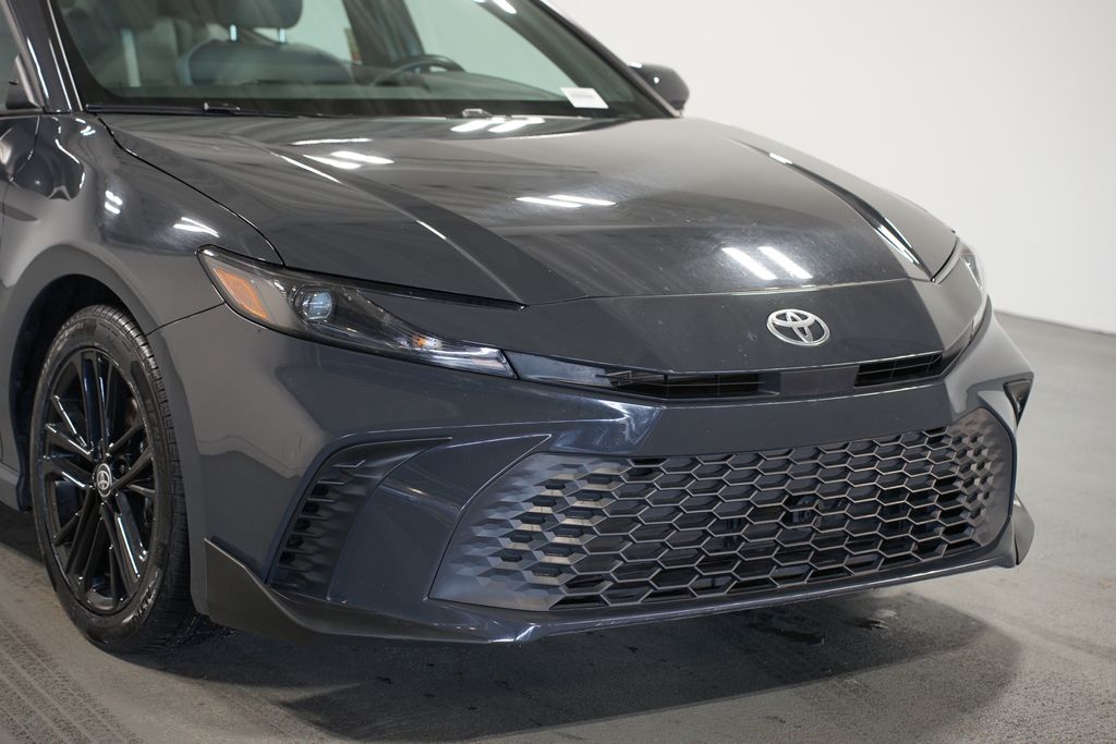 Thumbnail: 2025 Toyota Camry - 4