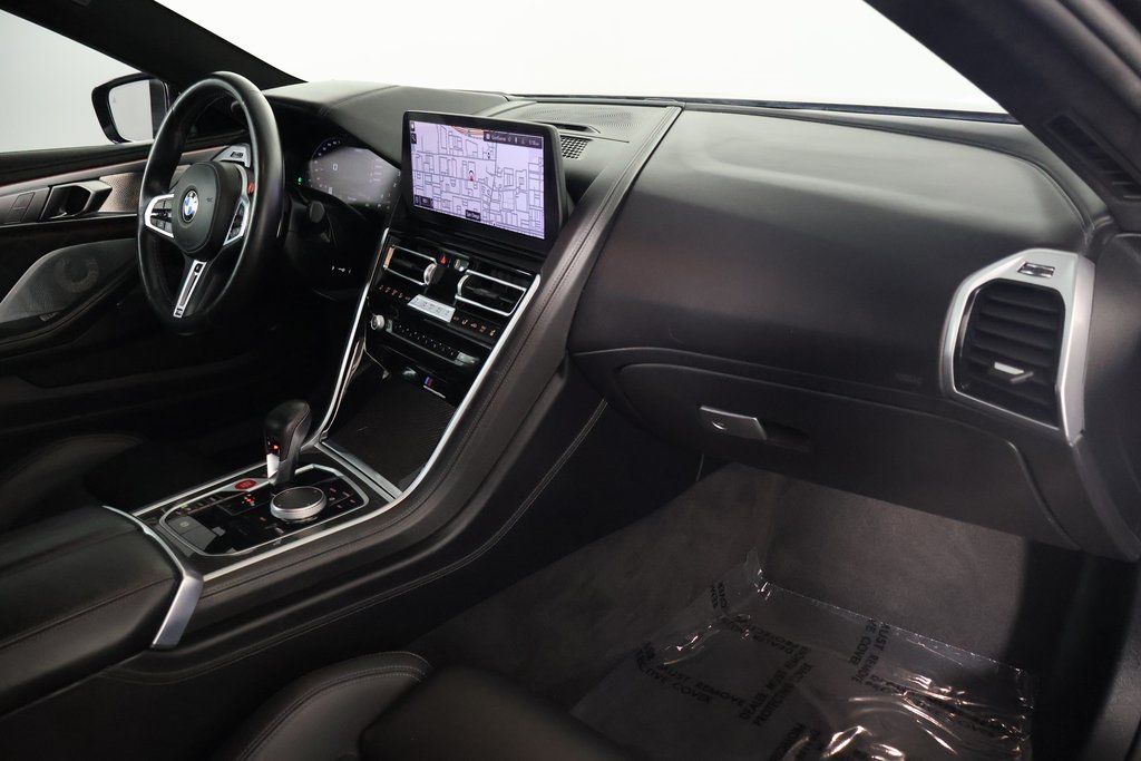 Thumbnail: 2023 BMW M8 - 9