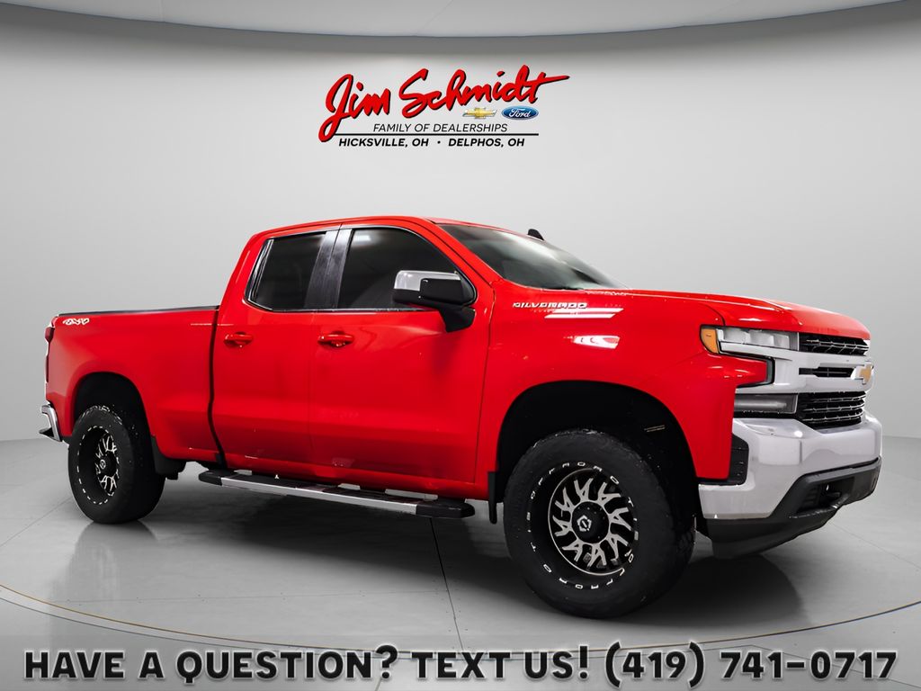Red Hot 2019 Chevrolet Silverado 1500 LT Double Cab 4WD Pickup Truck Four-Wheel Drive 8-Speed Automatic