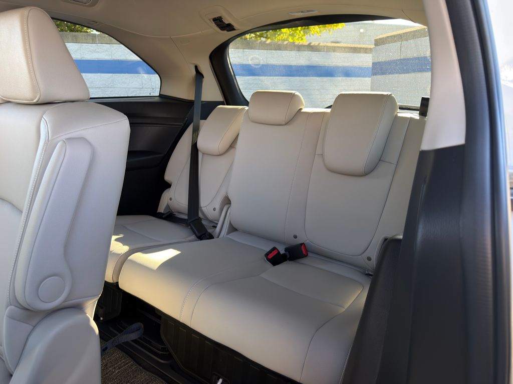 Thumbnail: 2026 Honda Odyssey - 22