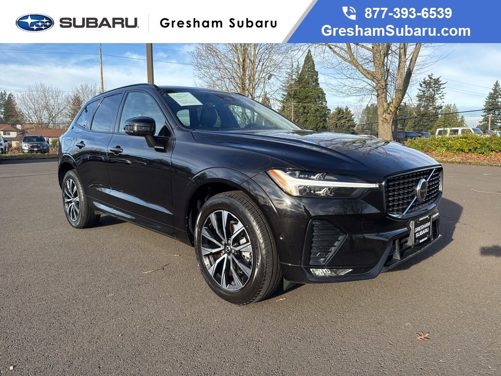 2023 Volvo XC60 B5 Plus Dark Theme AWD