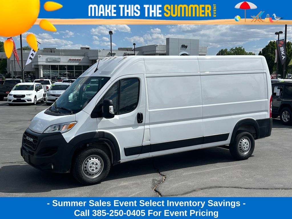Bright White Clearcoat 2024 RAM ProMaster Van 9-Speed Automatic