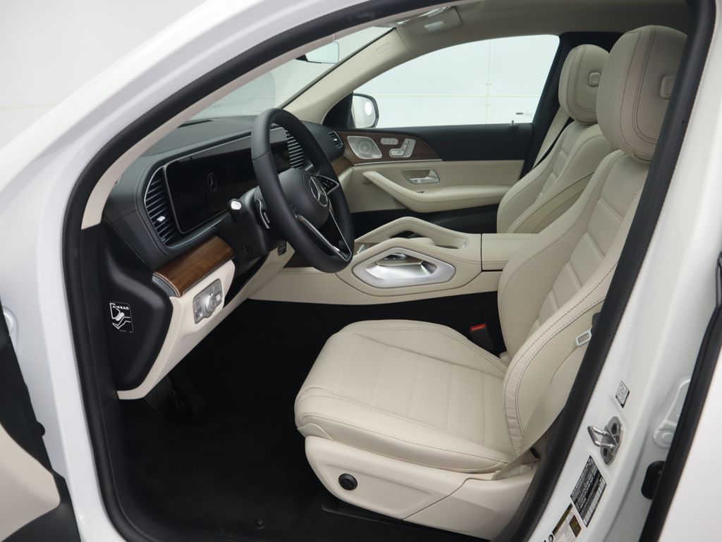 Thumbnail: 2026 Mercedes-Benz GLE - 21