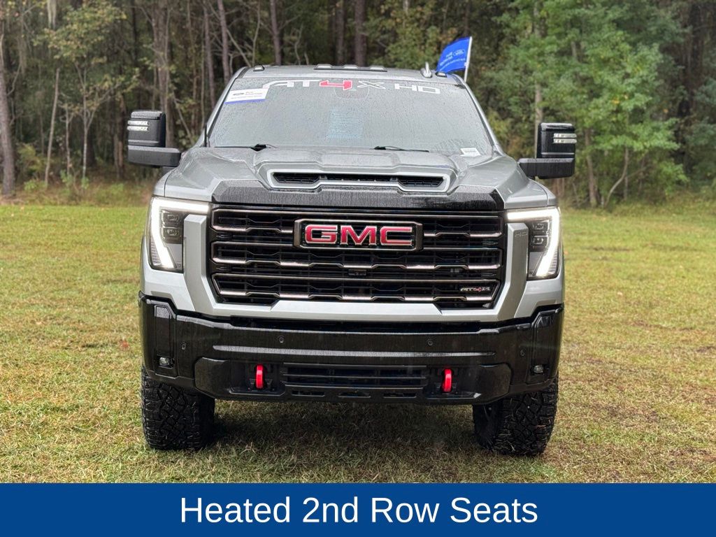 2025 GMC Sierra 2500HD 4WD Crew Cab Standard Bed AT4X