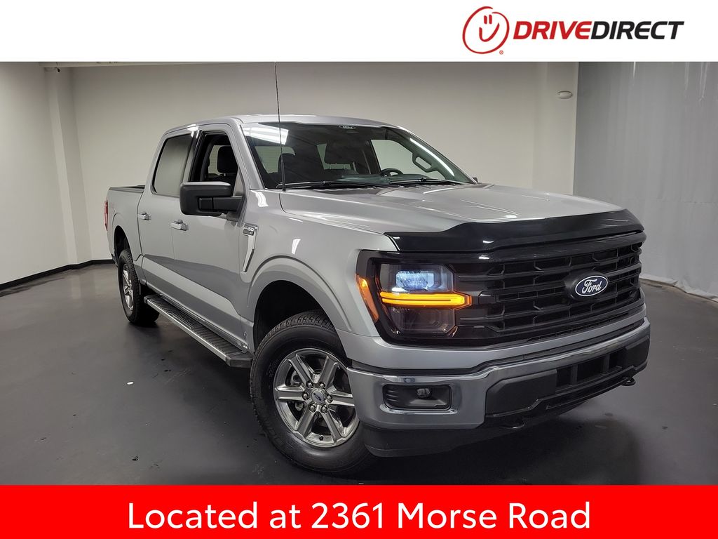 Iconic Silver Metallic 2025 Ford F-150 XLT SuperCrew 4WD Pickup Truck Four-Wheel Drive Automatic