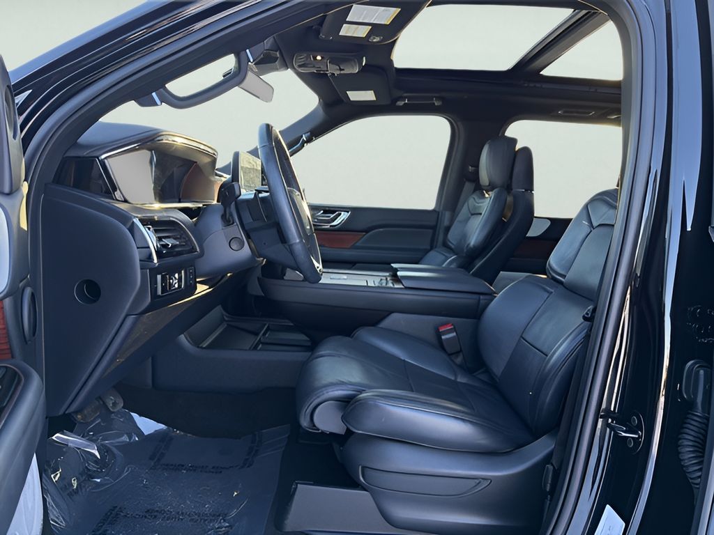 2024 Lincoln Navigator