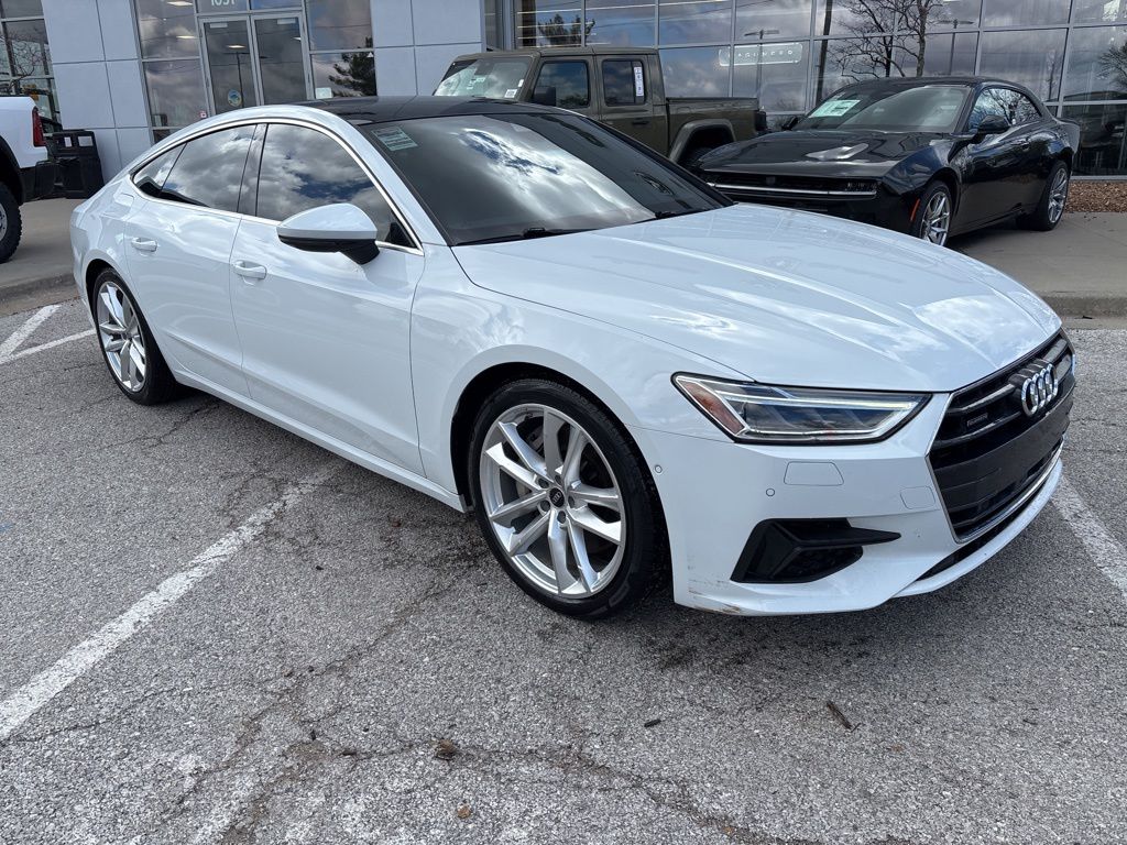 View vehicle photo 5