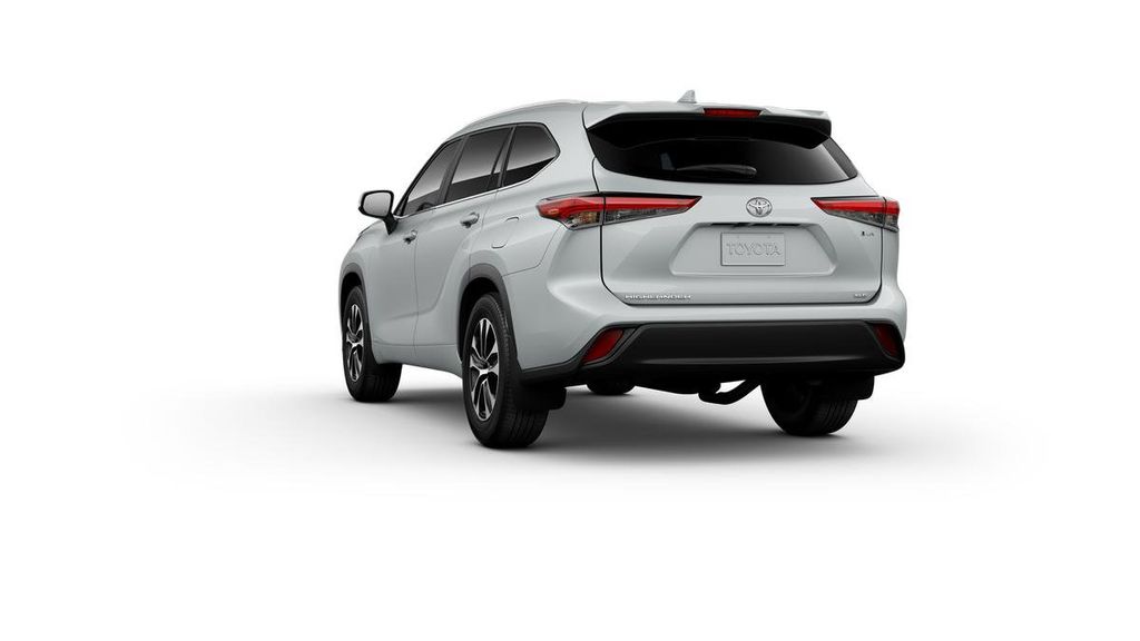 Thumbnail: 2025 Toyota Highlander - 7