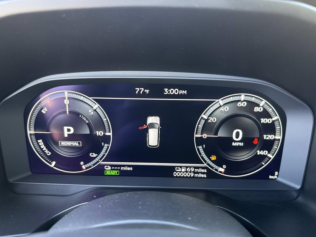 2025 Mitsubishi Outlander Plug-in Hybrid SE - Photo 34