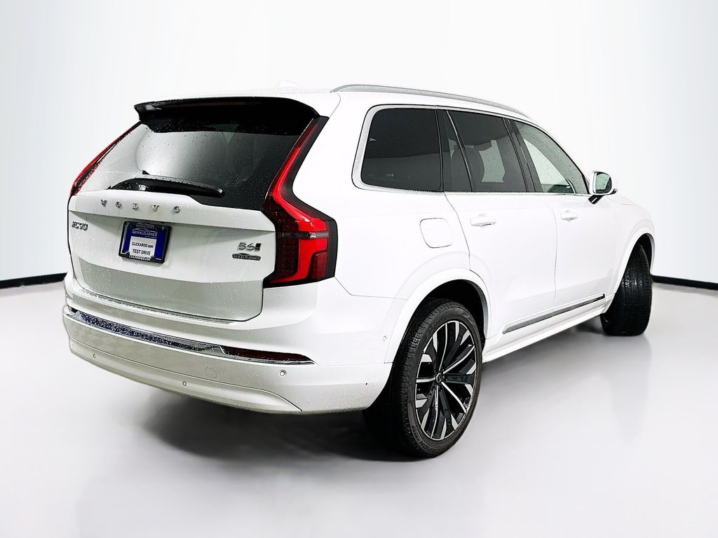 2026 Volvo XC90 Plus - Photo 7