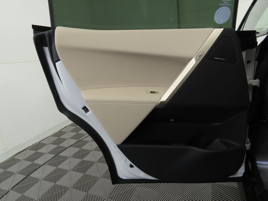 Thumbnail: 2026 BMW iX - 27