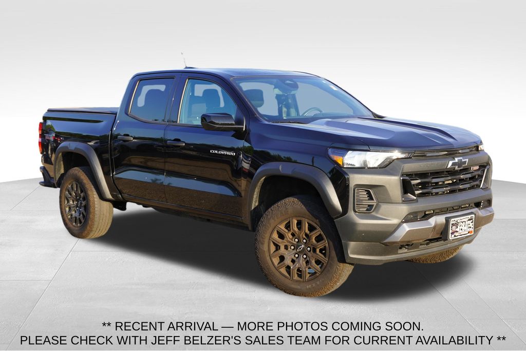 Black 2023 Chevrolet Colorado Pickup Truck Four-Wheel Drive 8-Speed Automatic