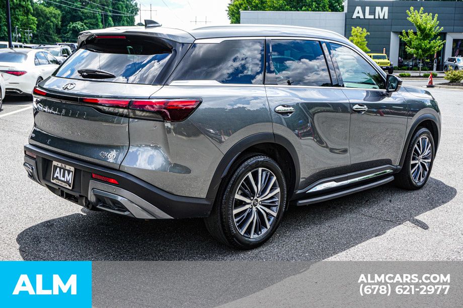 Used 2024 Gray INFINITI Sensory image 6