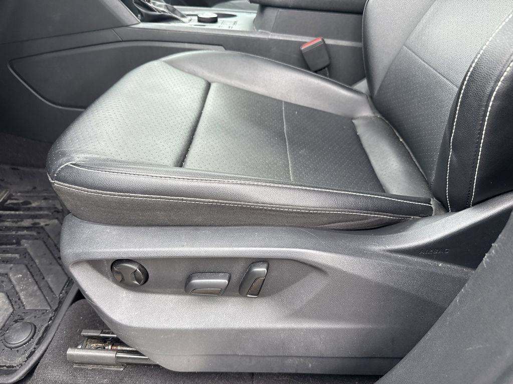2021 Volkswagen Atlas 3.6L V6 SE w/Technology White at Wharton Chevrolet GMC