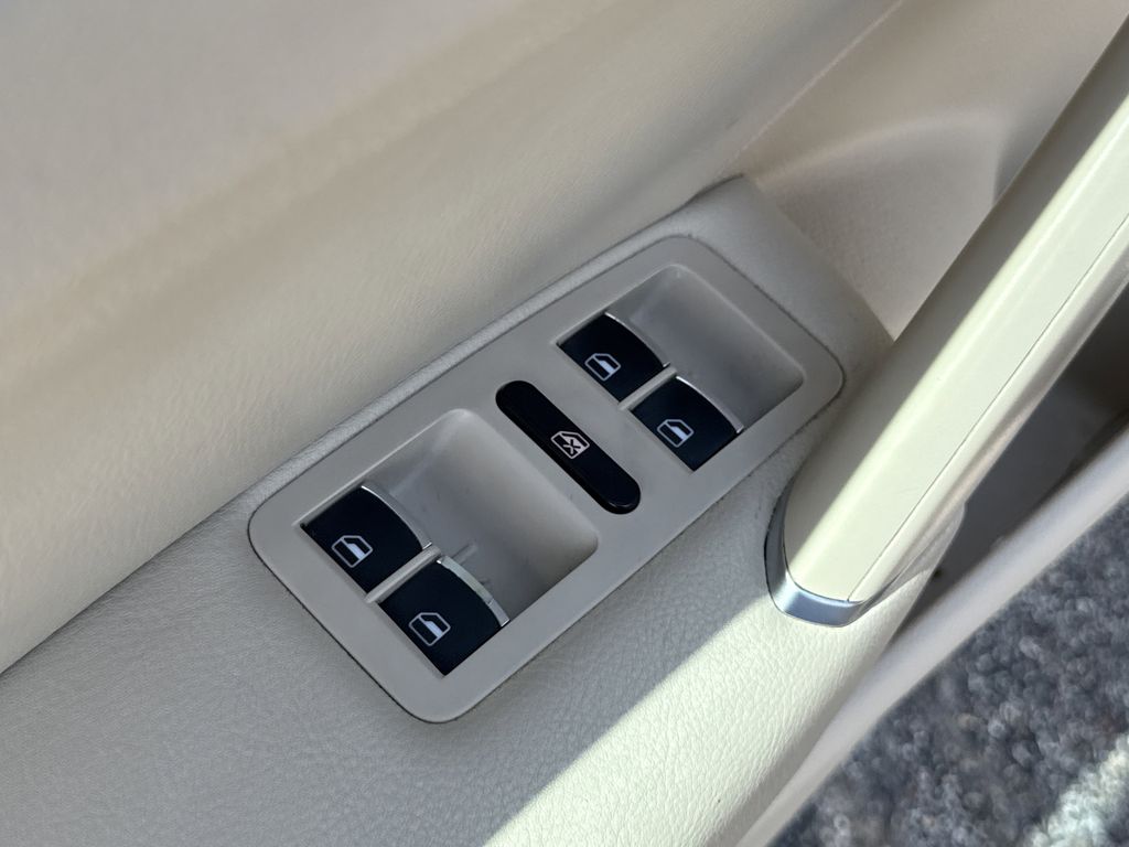 2017 Volkswagen Passat 1.8T SE Black at North Houston Mitsubishi
