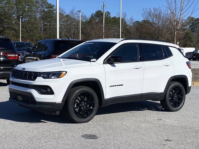 New 2026 White/off-white Jeep Latitude image 8