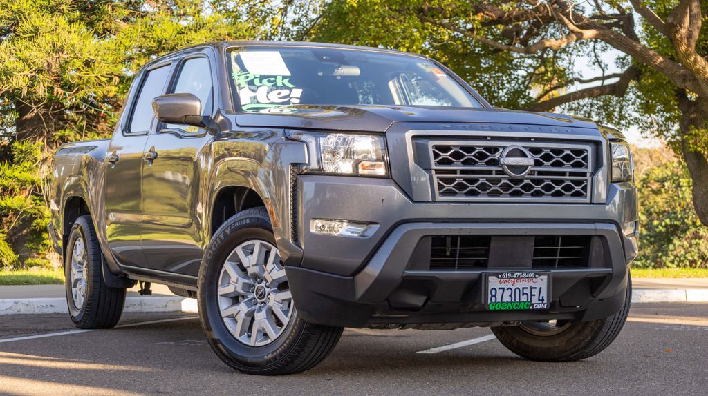 Used 2023 Nissan Frontier SV 4D Crew Cab