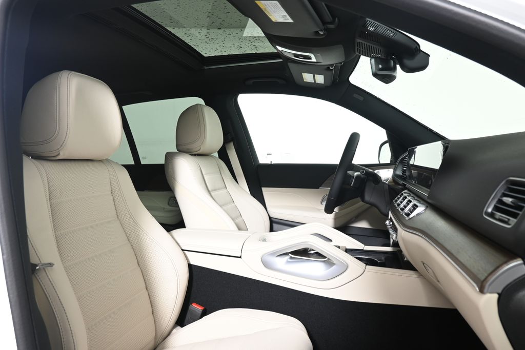 Thumbnail: 2026 Mercedes-Benz GLE - 22