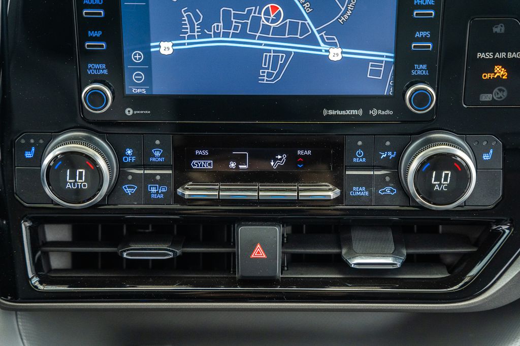 ToyotaHighlander Hybrid25