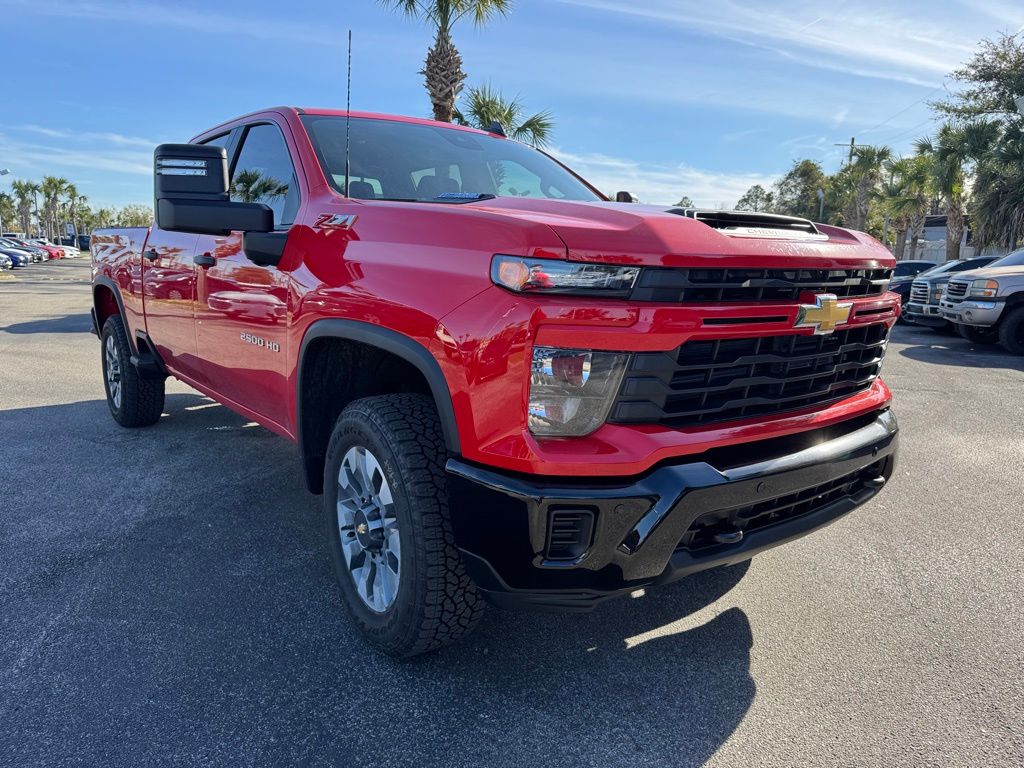 2025 Chevrolet Silverado 2500HD Custom 10