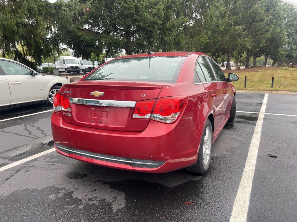 Thumbnail: 2013 Chevrolet Cruze - 3