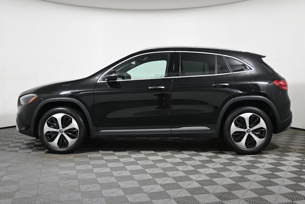 Thumbnail: 2026 Mercedes-Benz GLA - 2