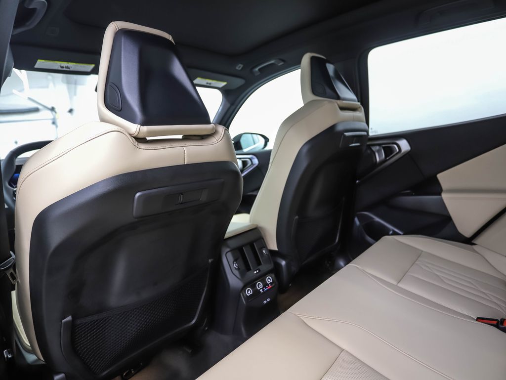 Thumbnail: 2026 BMW X3 - 21